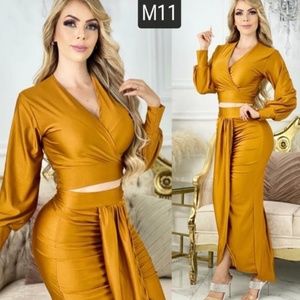 STYLISH 2 PIECE SKIRT SET SIZE SMALL